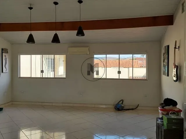 Casa 5 quartos e 3 banheiros, à venda, no bairro Parque das Alamedas em Guaratinguetá