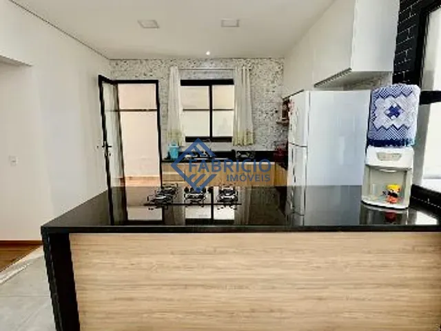 Casa com 250m² 3 quartos e 2 banheiros, à venda, no bairro Marambaia em Vinhedo