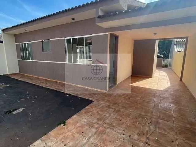 Casa 3 quartos e 1 banheiro, à venda, no bairro Jardim Caviúna em Rolândia