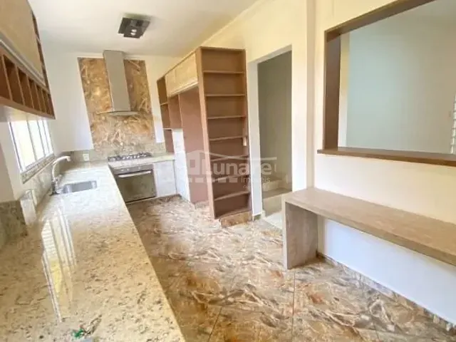 Casa com 161m² 3 quartos e 2 banheiros, à venda, no bairro Jardim Juliana em Mogi das Cruzes