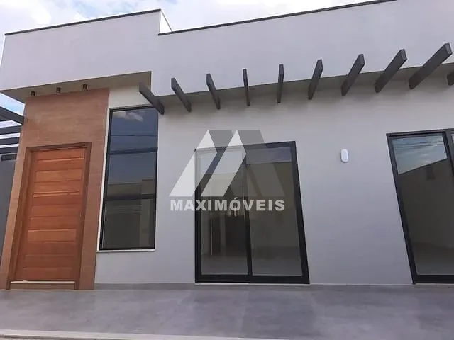 Casa com 144m² 2 quartos e 2 banheiros, à venda, no bairro São Francisco II em Araçuaí