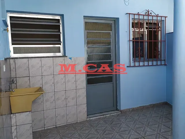 Casa 1 quarto e 1 banheiro, para alugar, no bairro Vila Invernada em São Paulo