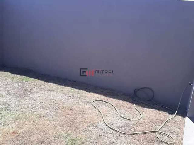 Casa 2 quartos e 2 banheiros, à venda, no bairro Colinas em Londrina