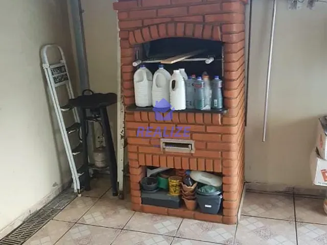 Casa com 240m² 3 quartos e 3 banheiros, à venda, no bairro Jardim Paraíso em Botucatu