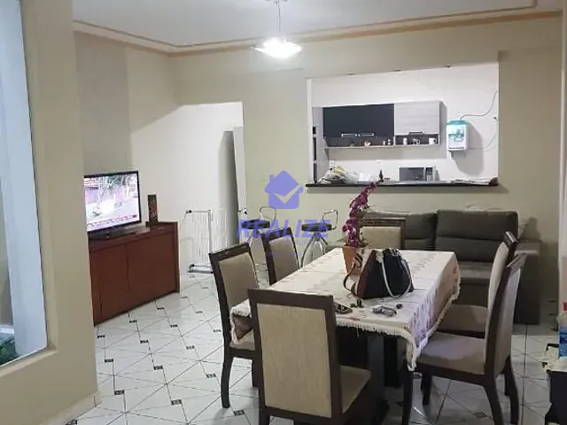 Casa com 240m² 3 quartos e 3 banheiros, à venda, no bairro Jardim Paraíso em Botucatu