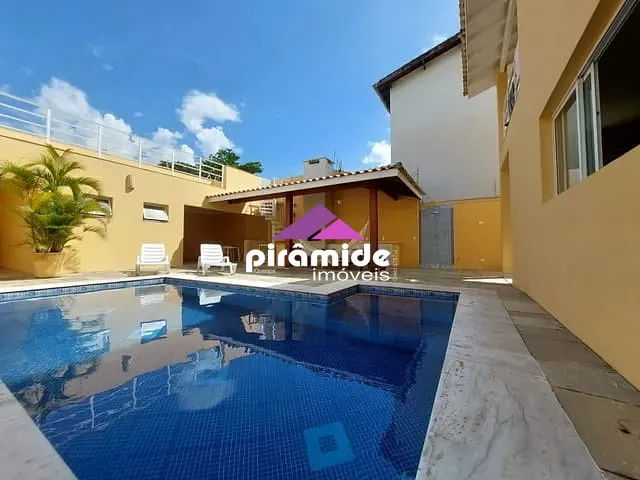 Casa com 480m² 4 quartos e 5 banheiros, à venda, no bairro Jardim Primavera em Caraguatatuba