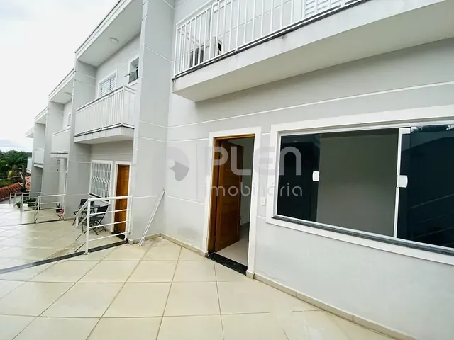 Casa 2 quartos e 3 banheiros, à venda, no bairro Vila Irmãos Arnoni em São Paulo