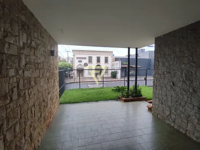 Casa com 308m² 4 quartos e 2 banheiros, à venda, no bairro Jardim Sumaré em Ribeirão Preto