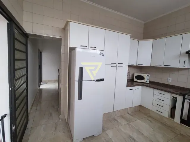 Casa com 308m² 4 quartos e 2 banheiros, à venda, no bairro Jardim Sumaré em Ribeirão Preto