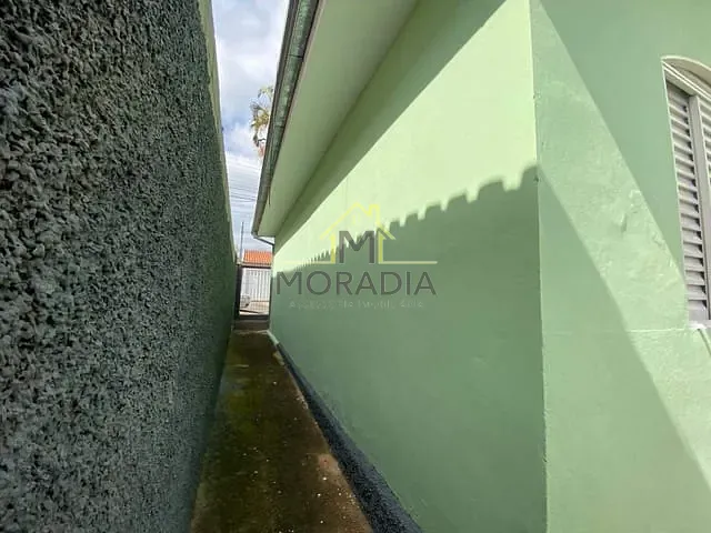 Casa com 242m² 2 quartos e 1 banheiro, para alugar, no bairro Parque dos Municípios I em Guaxupé