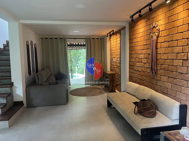 Casa com 960m² 6 quartos e 4 banheiros, à venda, no bairro Corujas em Guapimirim