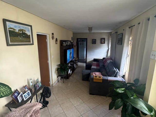 Casa 4 quartos e 2 banheiros, à venda, no bairro São Cosme de Baixo (São Benedito) em Santa Luzia