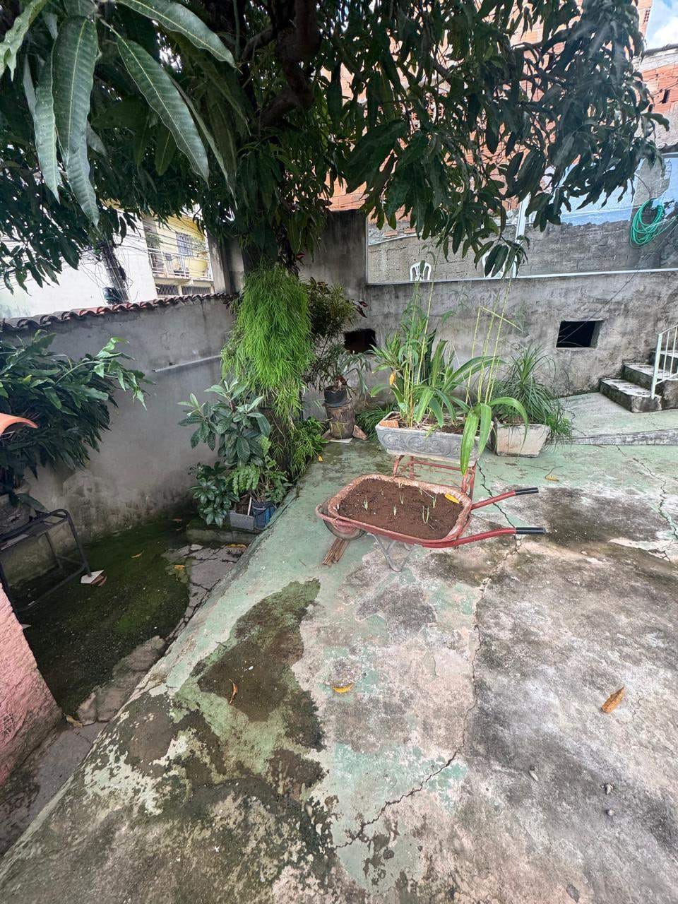 Casa à venda com 4 quartos, 360m² - Foto 24