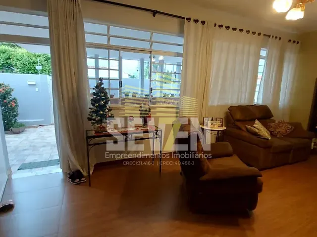 Casa com 333m² 3 quartos e 3 banheiros, à venda, no bairro Jardim Brasil em Bauru