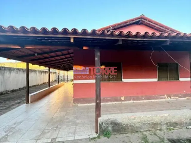Casa 3 quartos e 3 banheiros, à venda, no bairro Nossa Senhora da Vitória em Ilhéus
