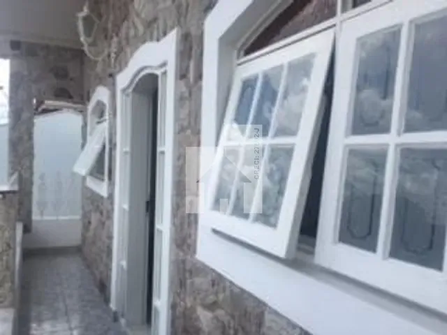 Casa com 250m² 3 quartos e 4 banheiros, à venda, no bairro Jardim Tannus em Jundiaí