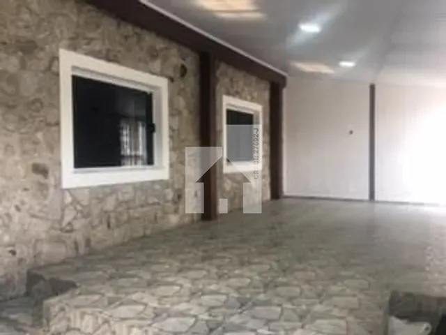 Casa com 250m² 3 quartos e 4 banheiros, à venda, no bairro Jardim Tannus em Jundiaí