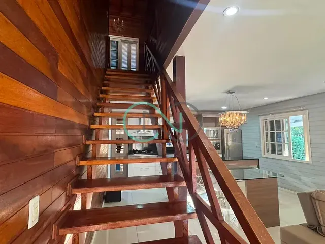 Casa com 650m² 4 quartos e 4 banheiros, à venda ou para alugar, no bairro Oeste em Sapiranga