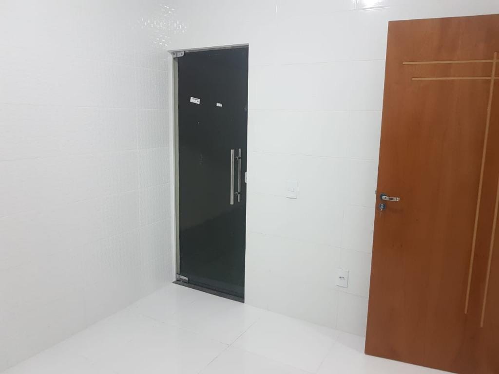 Casa à venda com 2 quartos, 62m² - Foto 11