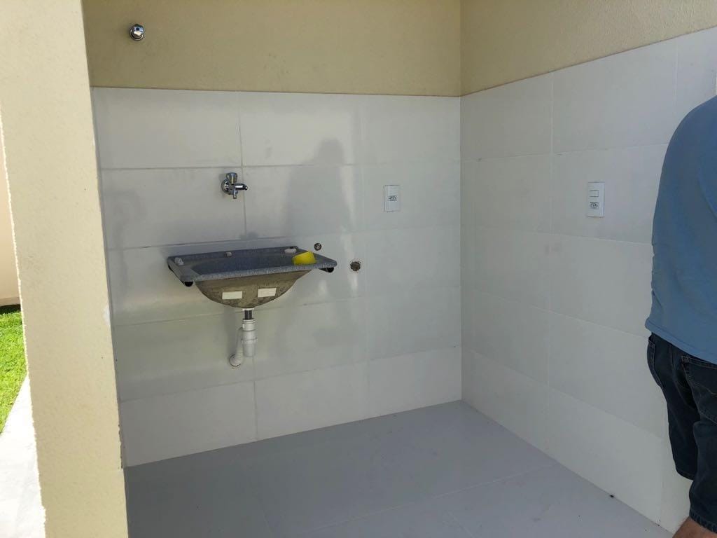Casa à venda com 2 quartos, 62m² - Foto 14