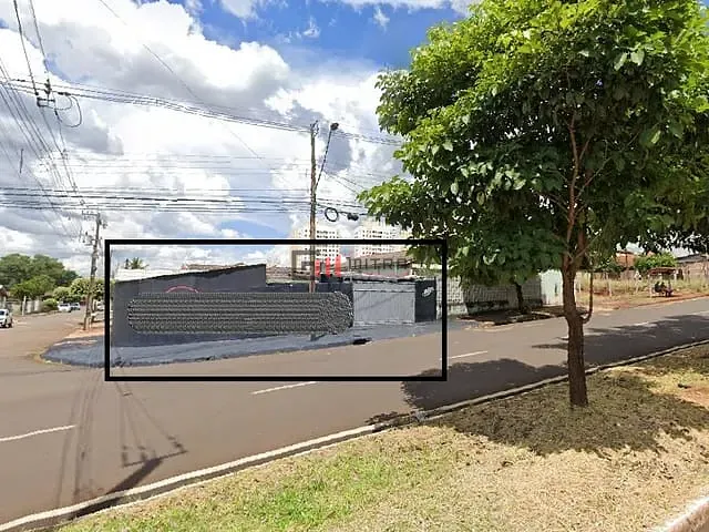 Casa com 374m², à venda, no bairro Vila Santa Terezinha em Londrina
