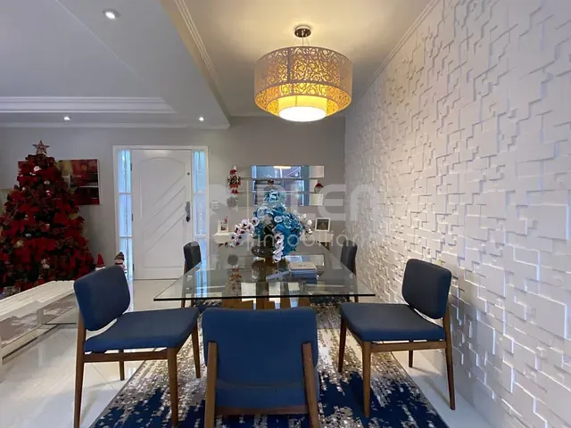 Casa com 320m² 4 quartos e 7 banheiros, à venda, no bairro Vila Irmãos Arnoni em São Paulo