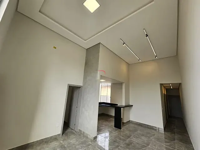Casa 3 quartos e 3 banheiros, à venda, no bairro Dom Pedro I em Londrina