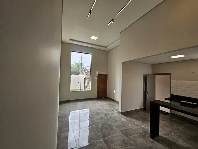Casa 3 quartos e 3 banheiros, à venda, no bairro Dom Pedro I em Londrina