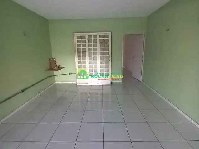 Casa com 300m², para alugar, no bairro Ilhotas em Teresina