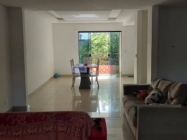 Casa com 293m² 4 quartos e 2 banheiros, à venda, no bairro Malhado em Ilhéus
