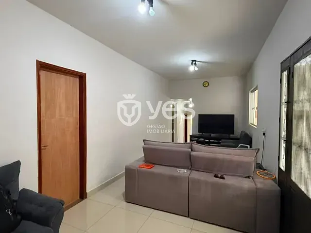 Casa 3 quartos e 2 banheiros, à venda, no bairro Vila João Ribeiro em Araxá