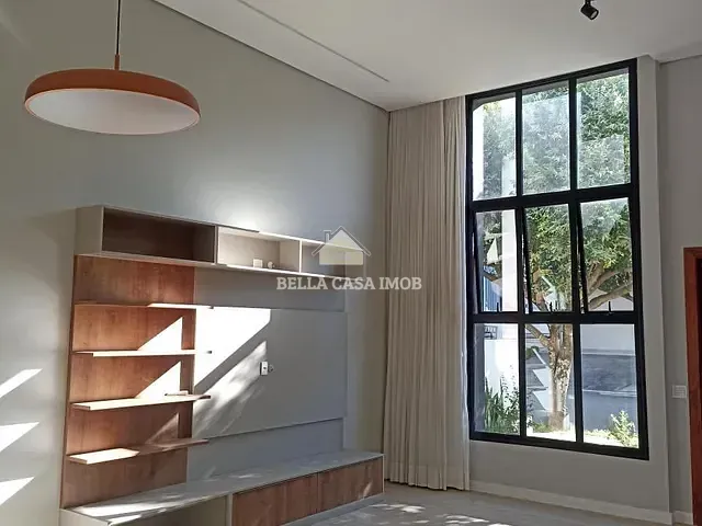 Casa com 250m² 3 quartos e 3 banheiros, à venda, no bairro Chácaras Reunidas São Jorge em Sorocaba