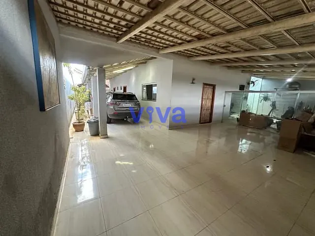 Casa com 453m² 4 quartos e 3 banheiros, à venda, no bairro Jardim Mont Serrat em Aparecida de Goiânia
