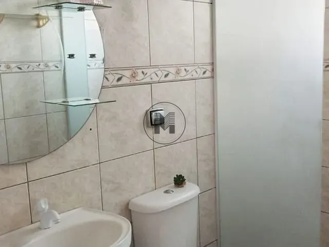 Casa com 250m² 3 quartos e 1 banheiro, à venda, no bairro Santa Luzia em Guaratinguetá