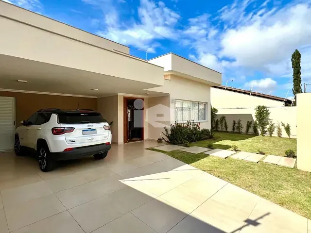Casa com 600m² 3 quartos e 3 banheiros, à venda, no bairro Vila Neves em Rolândia