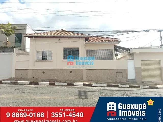 Casa com 180m², para alugar, no bairro centro em GUAXUPÉ