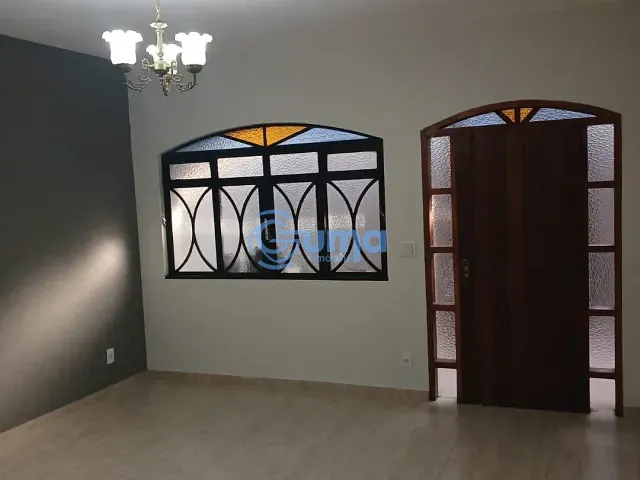 Casa com 217m² 3 quartos e 3 banheiros, à venda, no bairro Vila Batista em Bragança Paulista