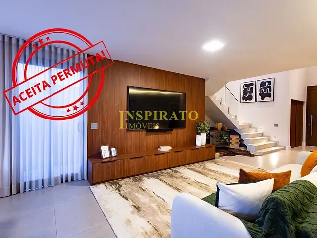 Casa com 300m² 3 quartos e 5 banheiros, à venda, no bairro Medeiros em Jundiaí
