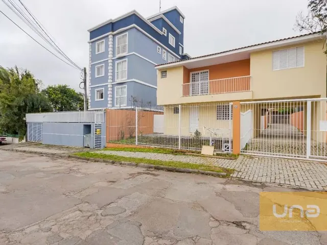 Casa com 215m² 3 quartos e 2 banheiros, para alugar, no bairro Uberaba em Curitiba