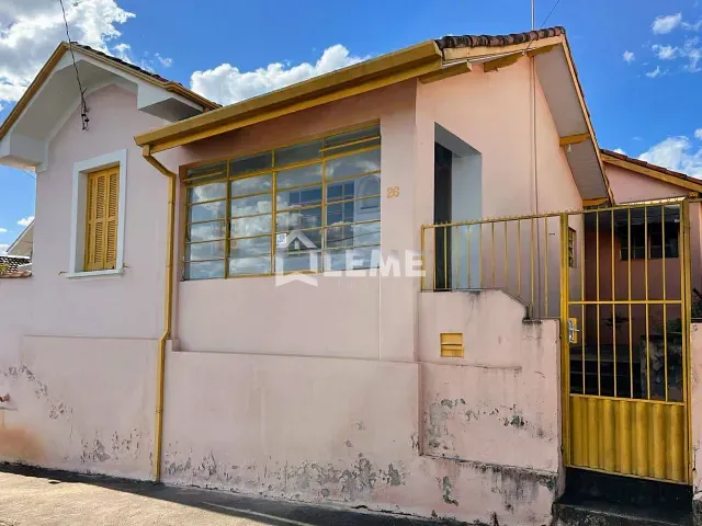 Casa com 451m² 2 quartos e 2 banheiros, à venda, no bairro Mocoquinha em Mococa