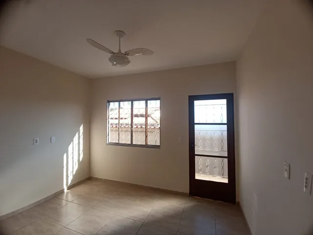 Foto do Casa - Casa para locação, Jardim América, Lavras, MG | Burgarelli Imóveis