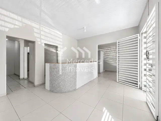 Casa com 300m², para alugar, no bairro Centro em Itajaí