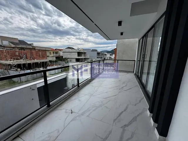 Casa com 214m² 4 quartos e 5 banheiros, à venda, no bairro Vargem Pequena em Rio de Janeiro