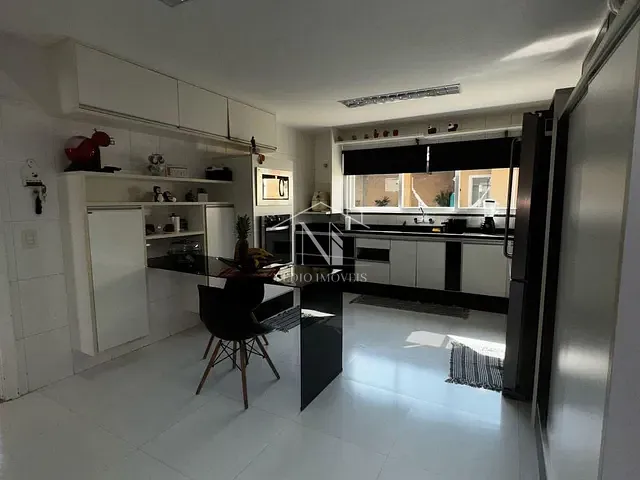 Casa 4 quartos e 3 banheiros, à venda, no bairro Ponta Grossa em Maricá
