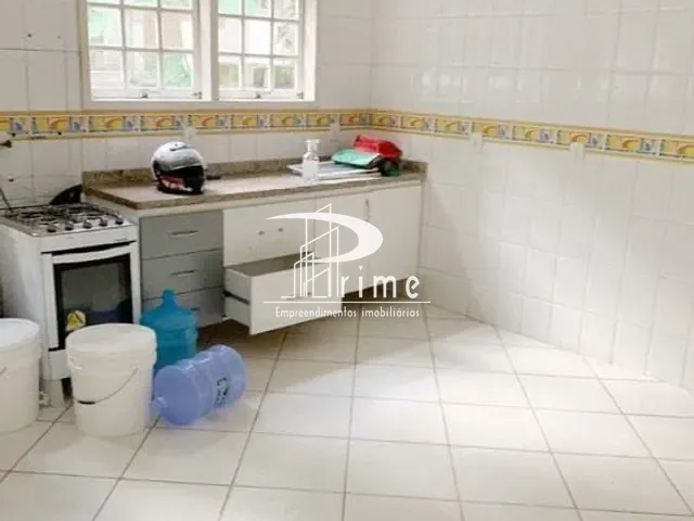 Casa com 750m² 6 quartos e 6 banheiros, à venda, no bairro Itaipu em Niterói