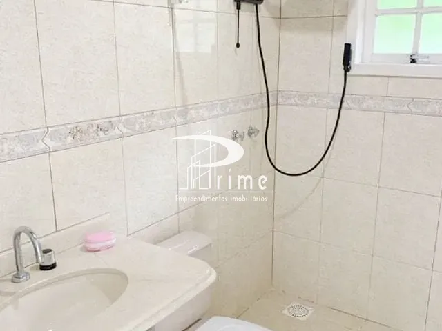 Casa com 750m² 6 quartos e 6 banheiros, à venda, no bairro Itaipu em Niterói