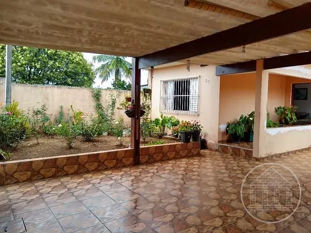 Casa com 250m² 3 quartos e 1 banheiro, à venda, no bairro Loteamento Parque Sao Paulo em Embu-Guaçu