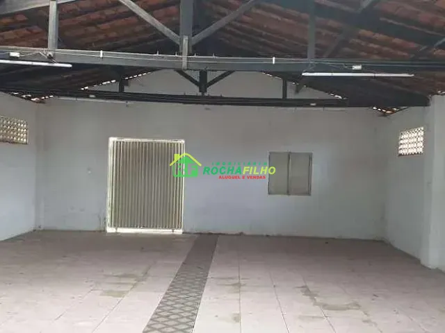 Casa com 420m², para alugar, no bairro Memorare em Teresina