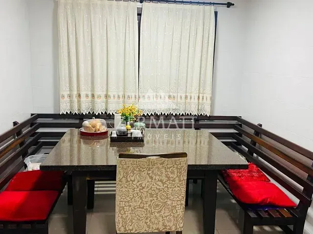 Casa com 260m² 3 quartos e 2 banheiros, à venda, no bairro Velha em Blumenau