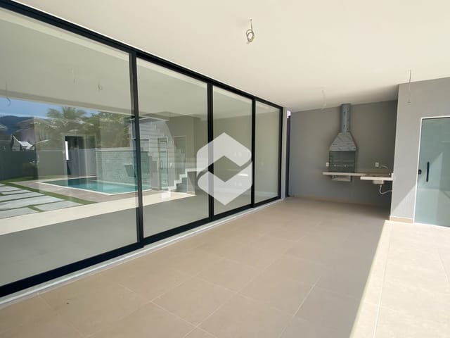 Casa com 340m² 5 quartos e 5 banheiros, à venda, no bairro Barra da Tijuca em Rio de Janeiro
